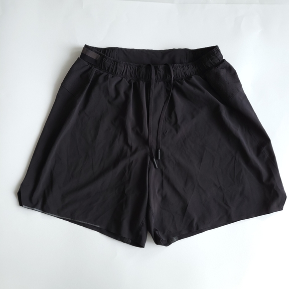 Lululemon Men's Surge Short - Picture 5 of 12